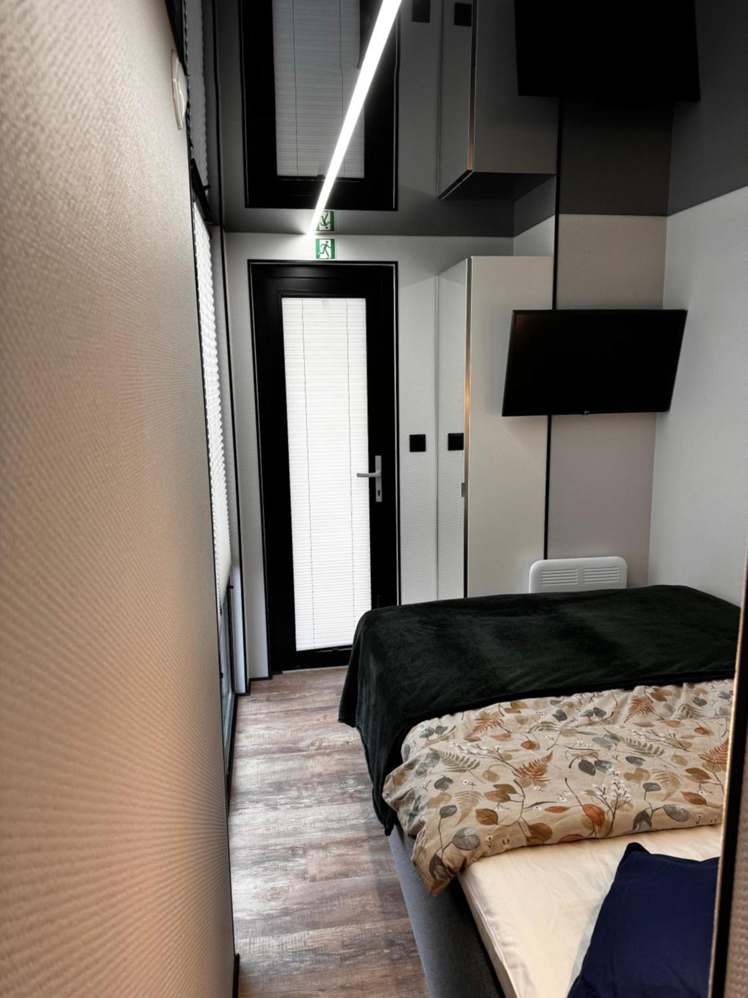 Houseboat Energyapart Stettin