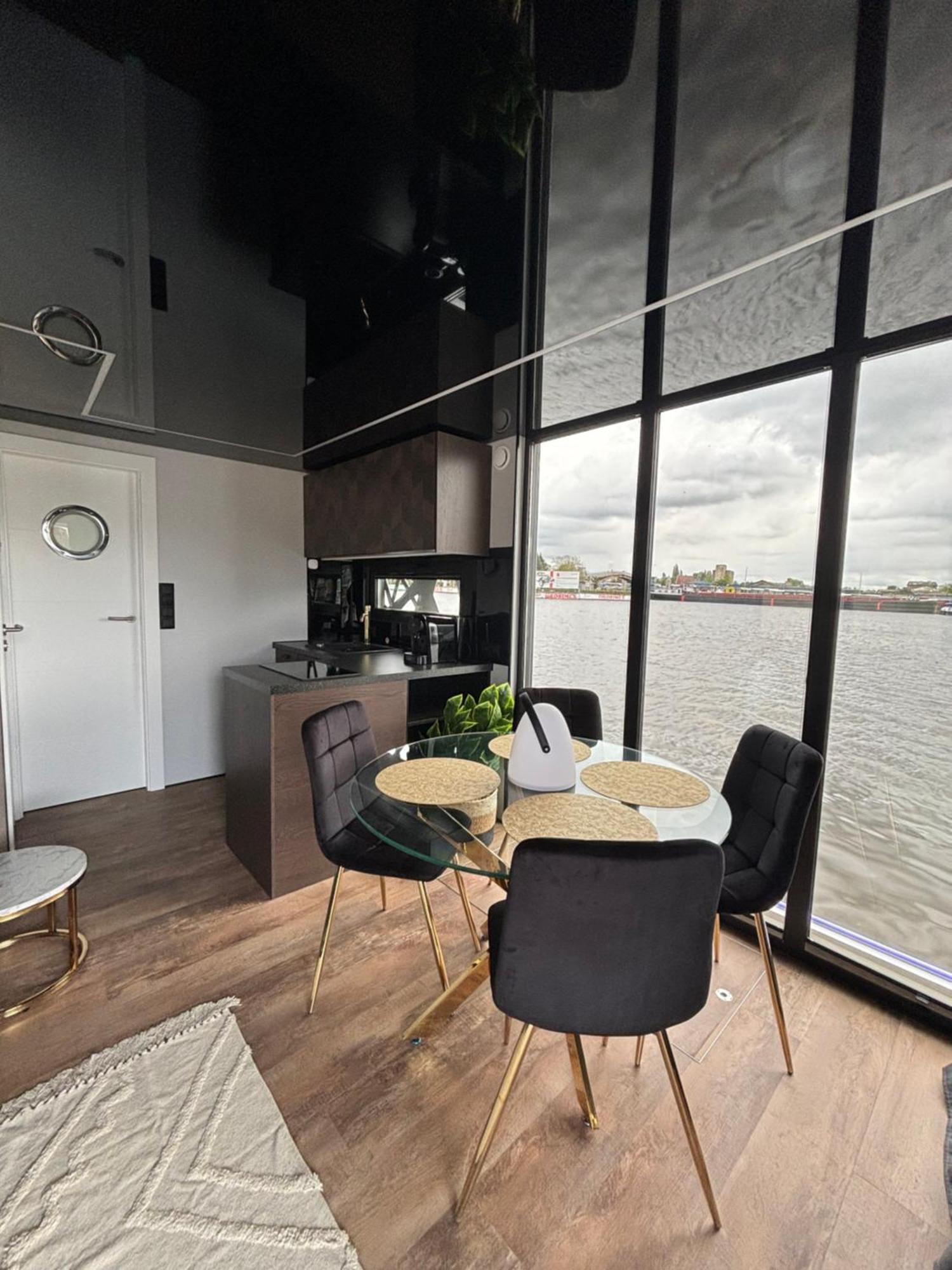 Houseboat Energyapart * Stettin