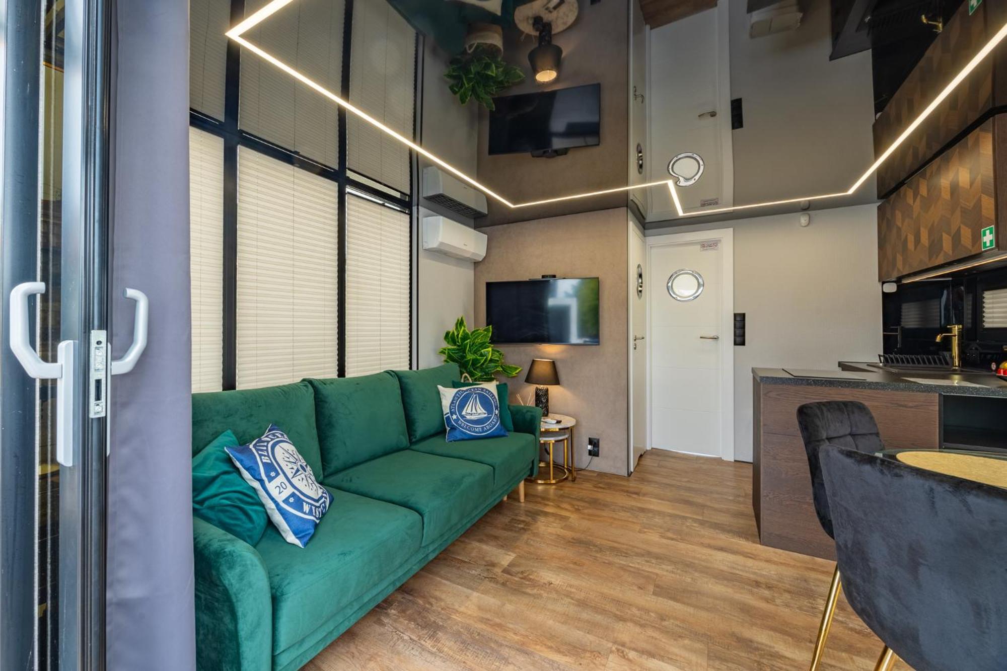 Houseboat Energyapart